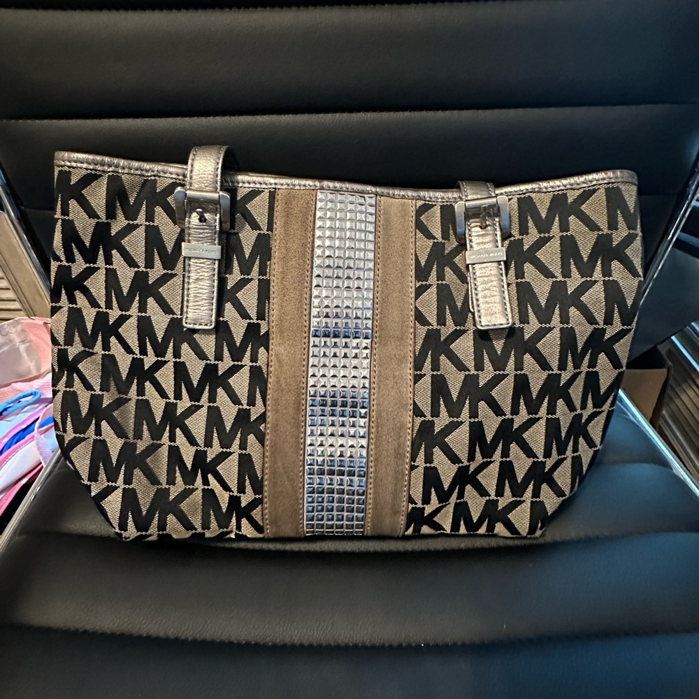 Michael Kors black and grey logo Bag